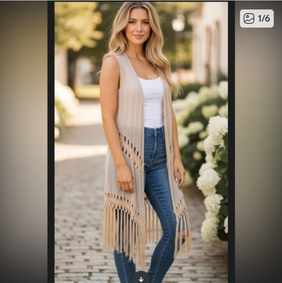 Umgee Sweaters - Umgee Beige Fringe Knit Vest Boho Size  Large